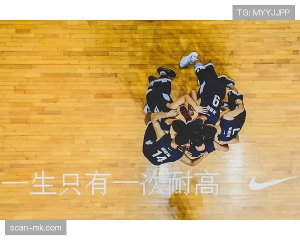 篮球暂停规则解析：什么时候能叫暂停？